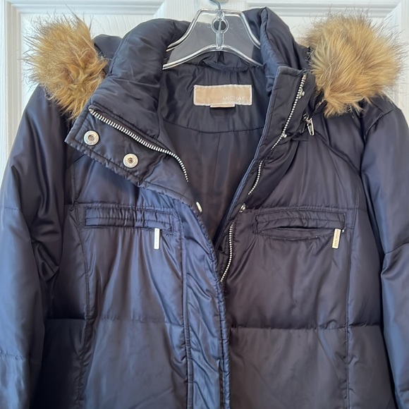 Michael Kors Navy Down Hooded Puffer Jacket M - Picture 3 of 7